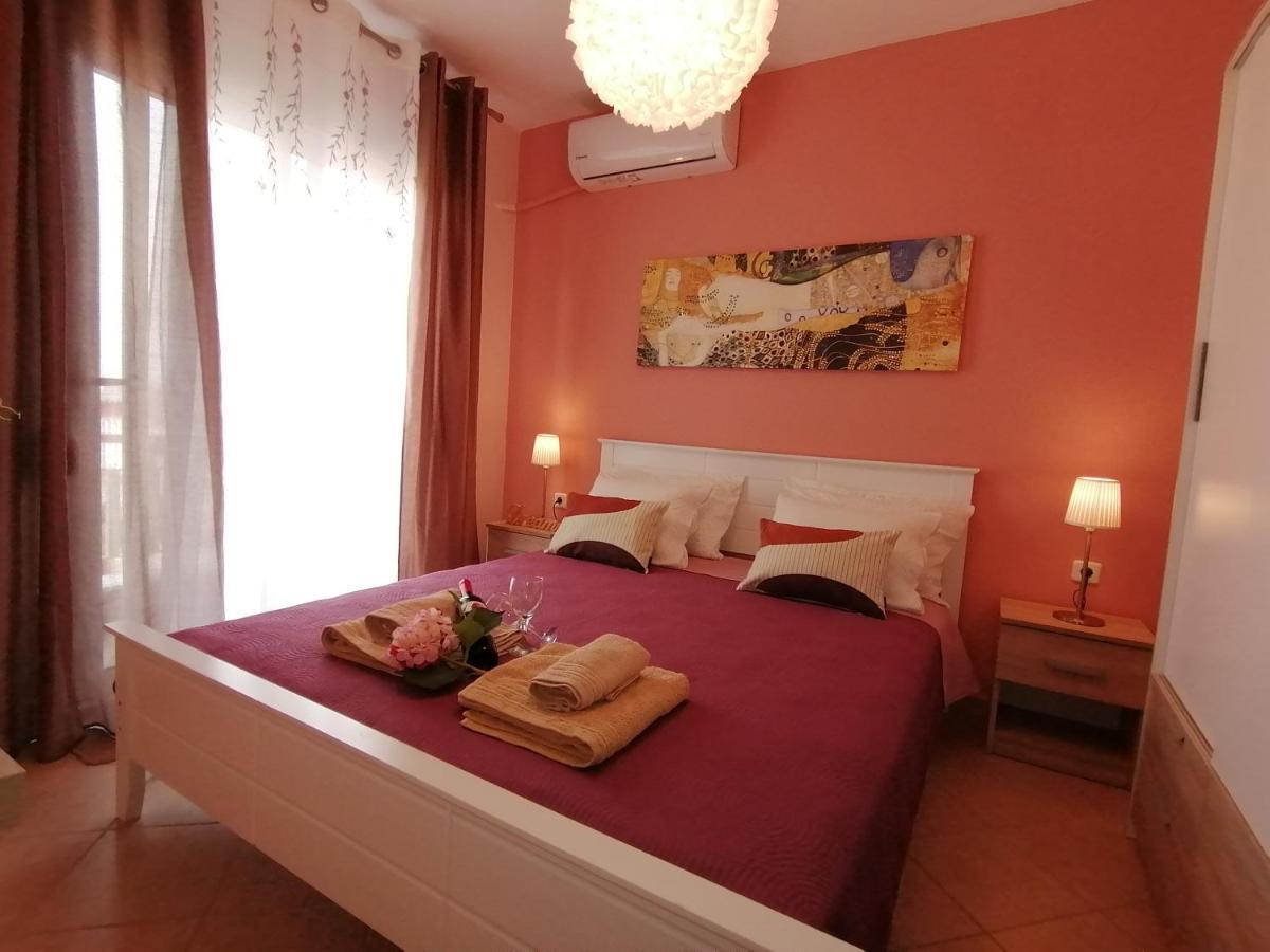 Bella Casa Apartment Néa Péramos Екстериор снимка