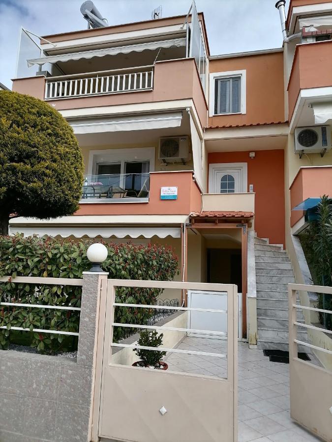 Bella Casa Apartment Néa Péramos Екстериор снимка