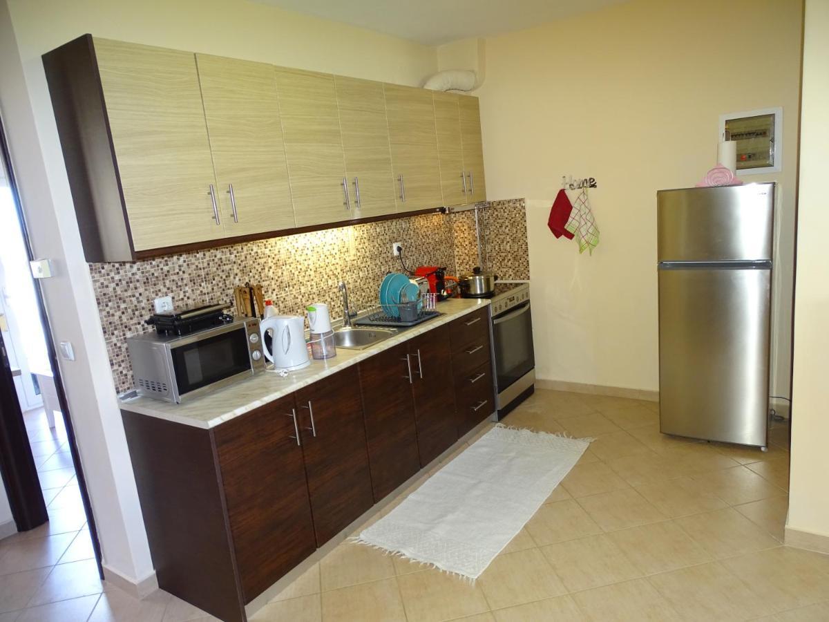Bella Casa Apartment Néa Péramos Екстериор снимка