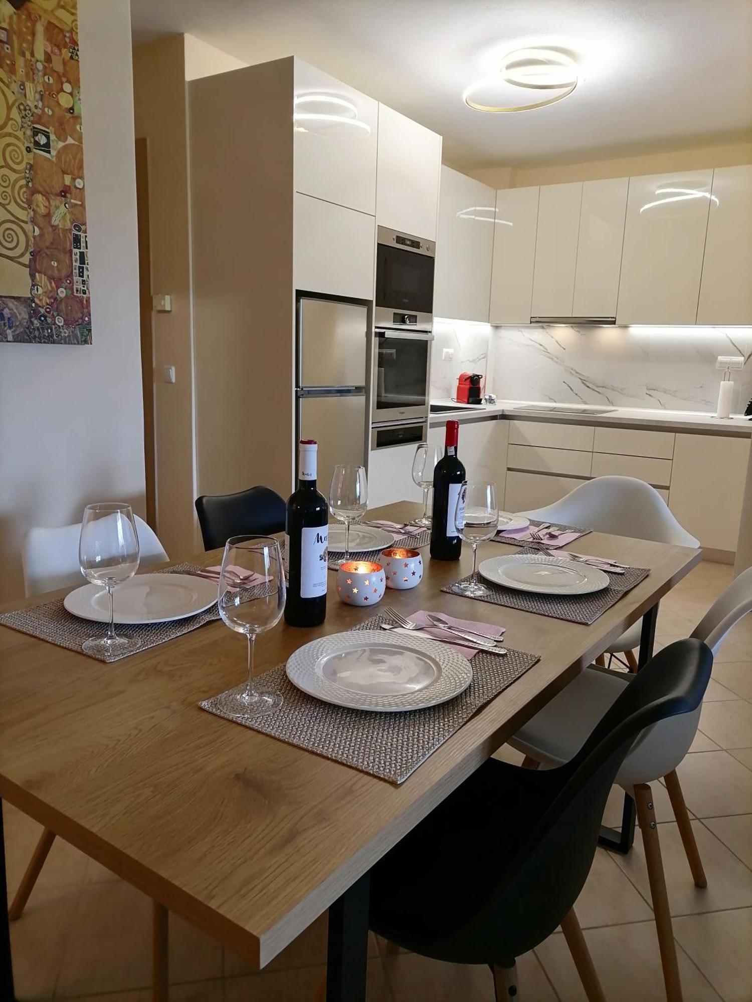 Bella Casa Apartment Néa Péramos Екстериор снимка